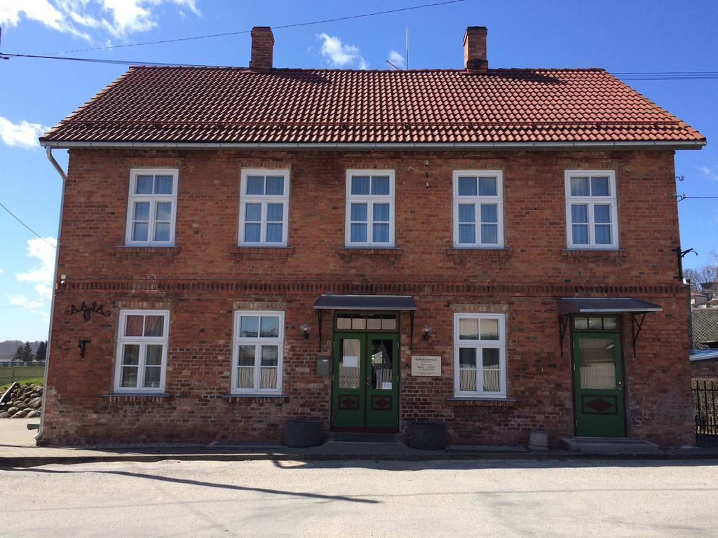 Hotel Aasa Kuelalistemaja à Viljandi  Extérieur photo
