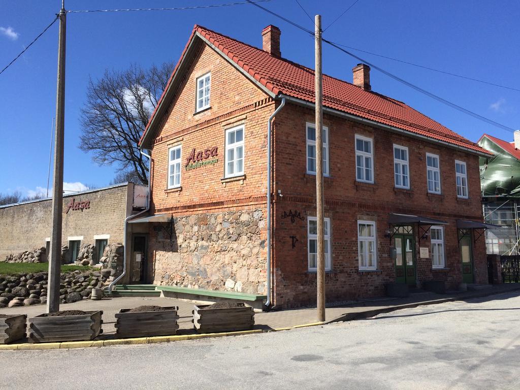 Hotel Aasa Kuelalistemaja à Viljandi  Extérieur photo