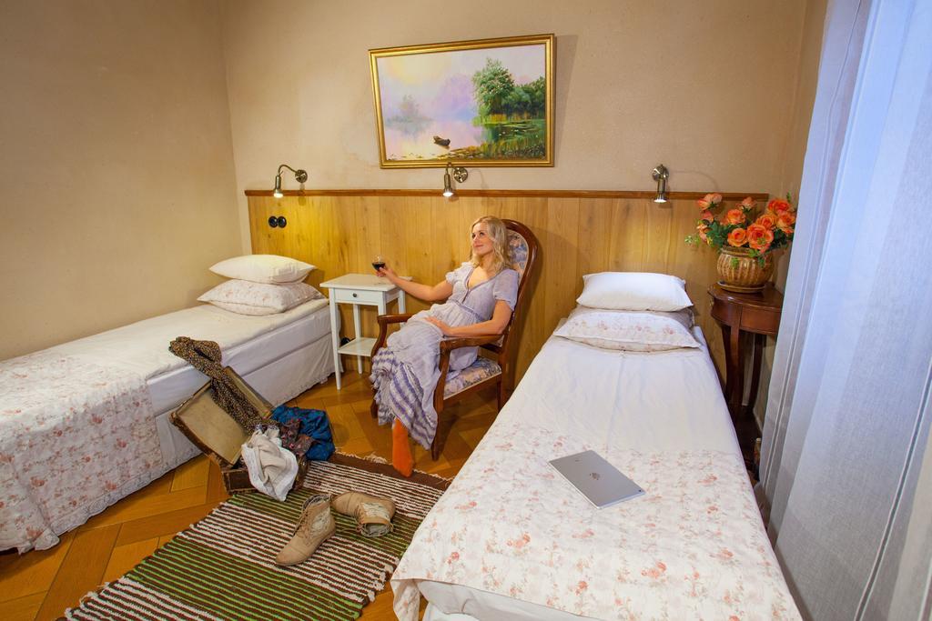 Hotel Aasa Kuelalistemaja à Viljandi  Extérieur photo