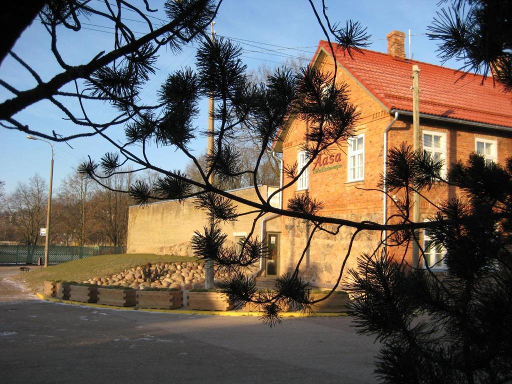 Hotel Aasa Kuelalistemaja à Viljandi  Extérieur photo